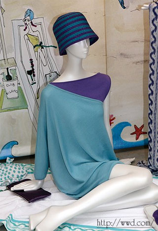 Bilancioni 2009: итальянская фабрика запустила женскую линию одежды