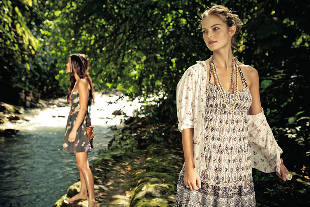 Магазины одежды American Eagle Outfitters в