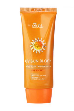 Ekel Крем солнцезащитный с Алоэ и витамином Е SPF50 PA+++ Sun Block Waterproof 70
