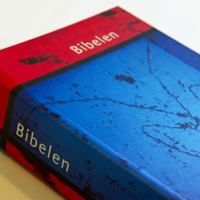 Библия стала лидером продаж в Норвегии 