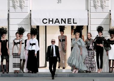  Карл Лагерфельд не нужен Chanel?