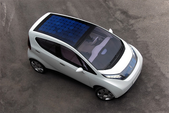 Электормобиль с солнечными батареями Bluecar (B0)