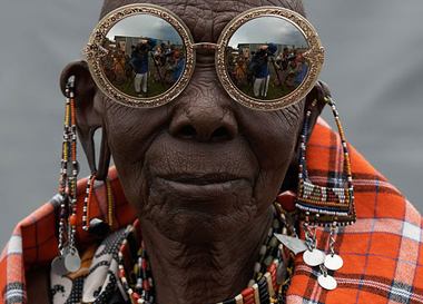  Кенийские ремесленники в лукбуке Karen Walken