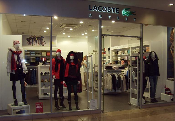 Дисконт Lacoste - недорогая одежда в СПб
