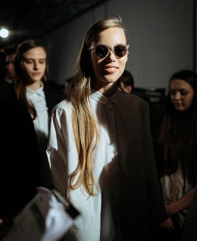 Показ Mango Backstage: