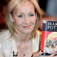 Вышла книга о том, как Роулинг писала «Гарри Поттера» 