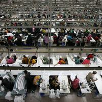 Два документальных фильма о текстильной промышленности Бангладеша 