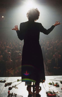 Фильм «Жизнь в розовом цвете», режиссер Оливье Даан, рецензия