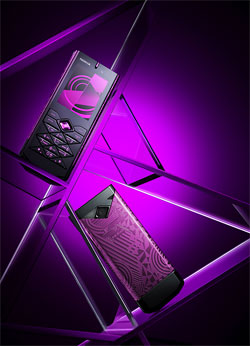 Nokia 7900 Crystal Prism - кристальный телефон от дизайнера лоскутной техники