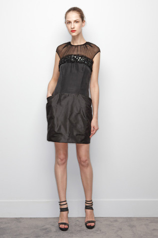 Черные платья Viktor & Rolf. Капсульная коллекция