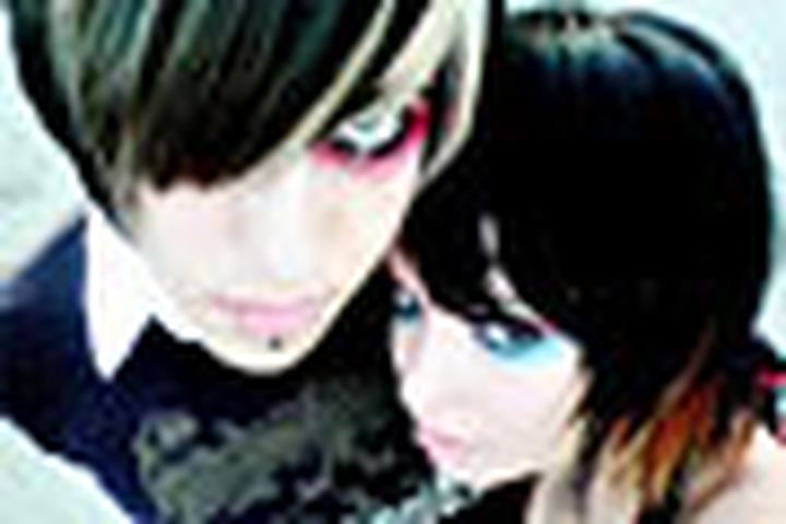 Қызының сексін онлайн көру