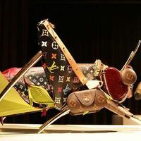 Странные создания Louis Vuitton 