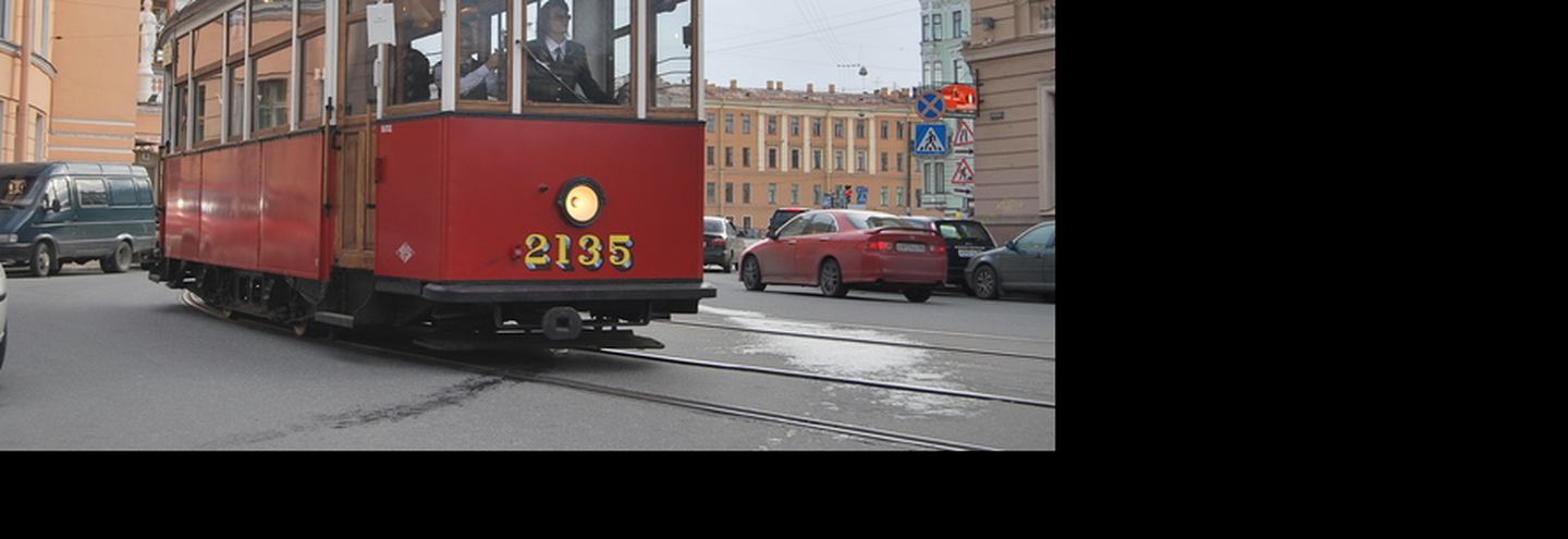 Музыкальный трамвай в Петербурге