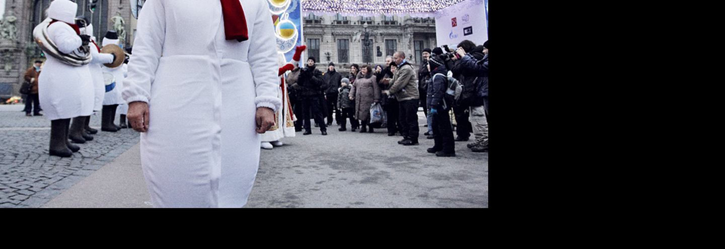 Рождественские сувениры на площади Островского