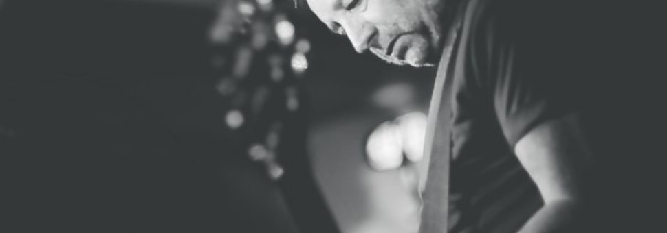 Peter Hook & The Light