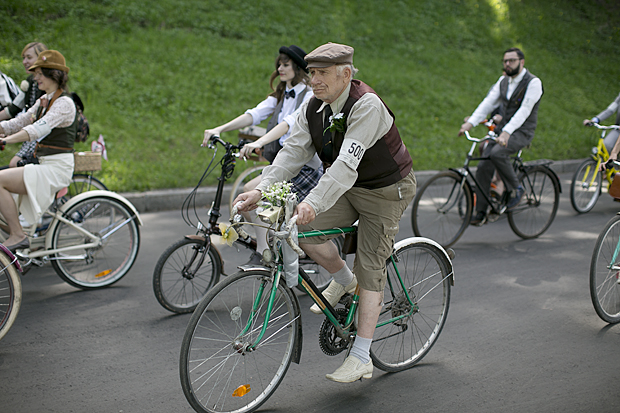 Tweed Ride Moscow 2013