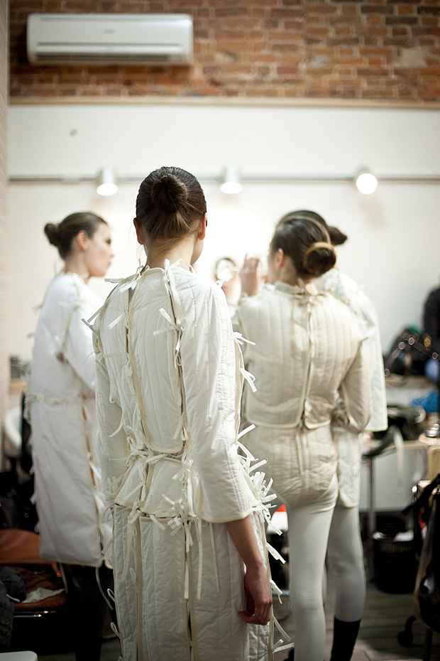 Backstage. Nina Donis. Cycles and Seasons