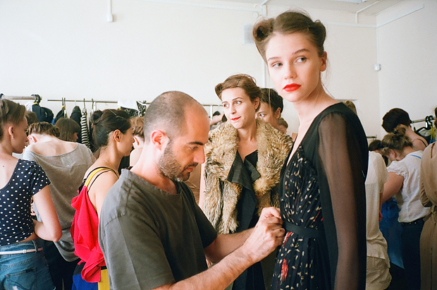 Backstage. Показ Antonio Marras. Elle Fashion Days 2011