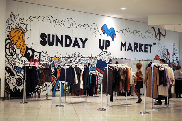 Sunday Up Market в Меге