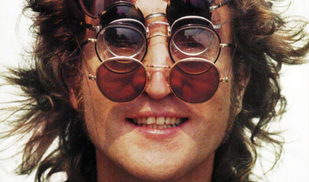 Очки Ленноны. Солнцезащитные очки 2011: 10 оправ, актуальных на все времена