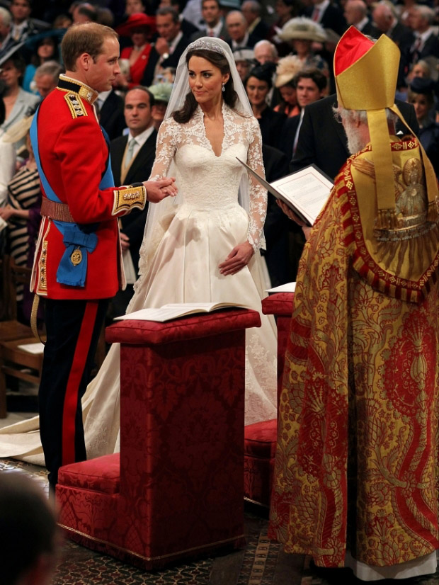 Kate Middleton or Grace Kelly? Свадебные платья Кейт Миддлтон и Грейс Келли
