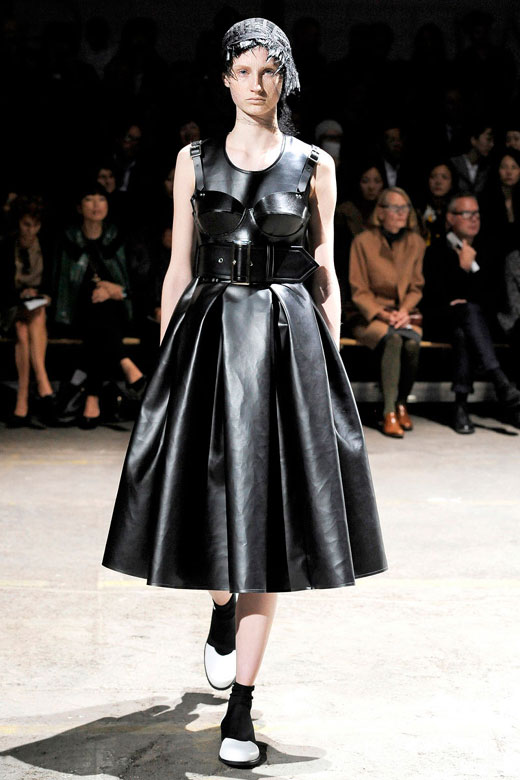 Comme des Garcons Spring-Summer 2011. Париж. 