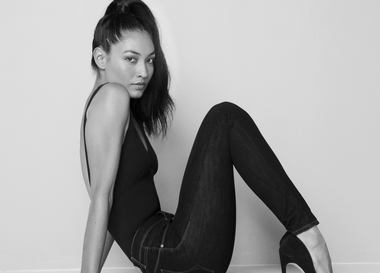  Выиграй шопинг от Levi’s