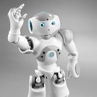 5 роботов, которые уже работают в школах  