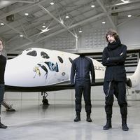 Дизайнеры Y-3 разработали одежду для полетов в космос на кораблях Virgin 