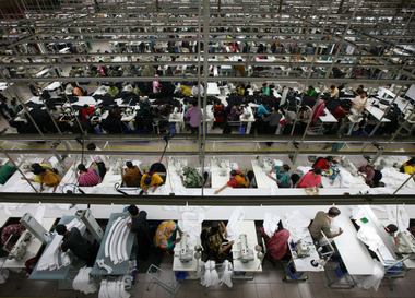  Два документальных фильма о текстильной промышленности Бангладеша