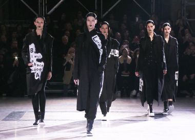 Видео: показ Yohji Yamamoto Осень/Зима 2016-2017