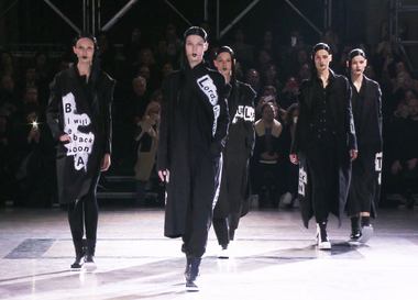 Видео: показ Yohji Yamamoto Осень/Зима 2016-2017