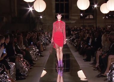 Видео: показ Givenchy Весна/Лето 2017