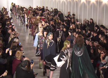 Видео: показ Maison Margiela Осень/Зима 2016-2017