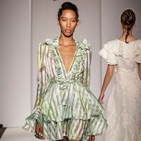 показ Paul Costelloe Весна/Лето 2017 Видео: