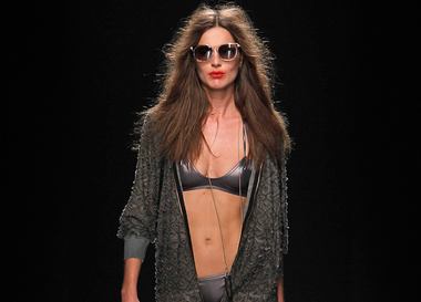 Видео: показ Andreas Kronthaler for Vivienne Westwood Весна/Лето 2017